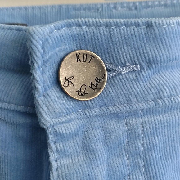 Skinny Cords - Picture 3 of 4